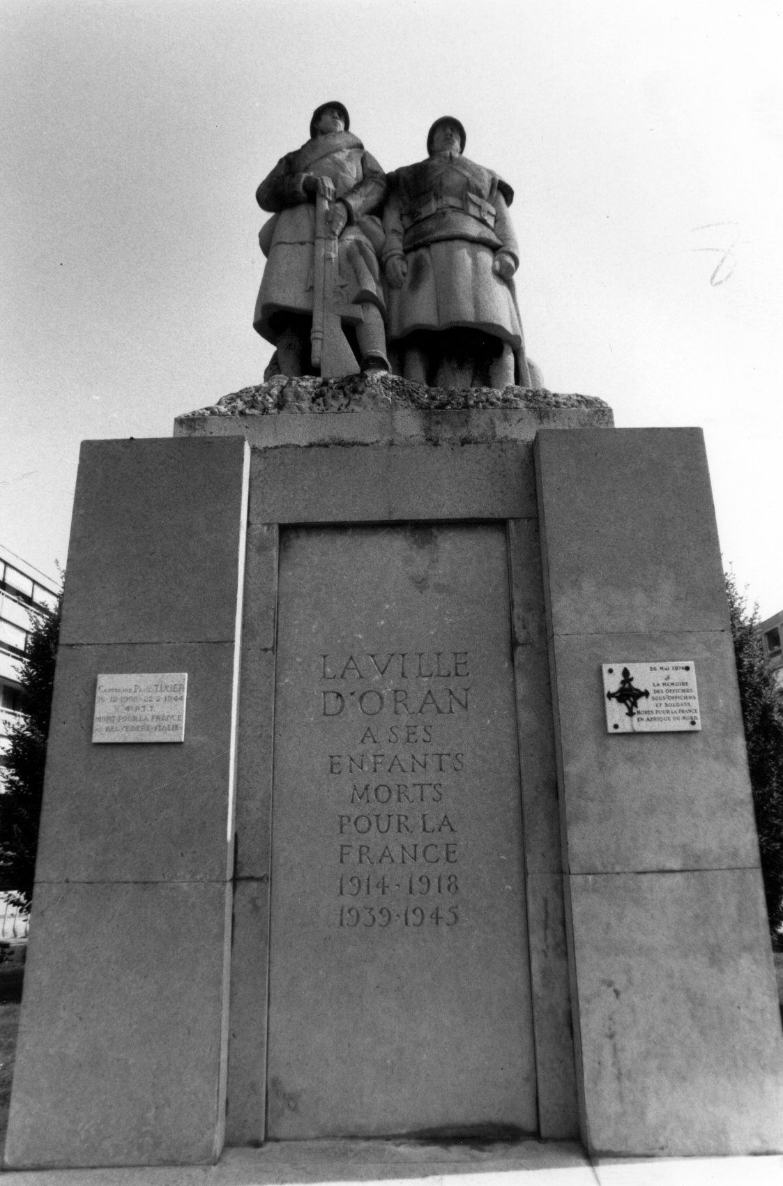 Monument aux mort d'Oran Lyon