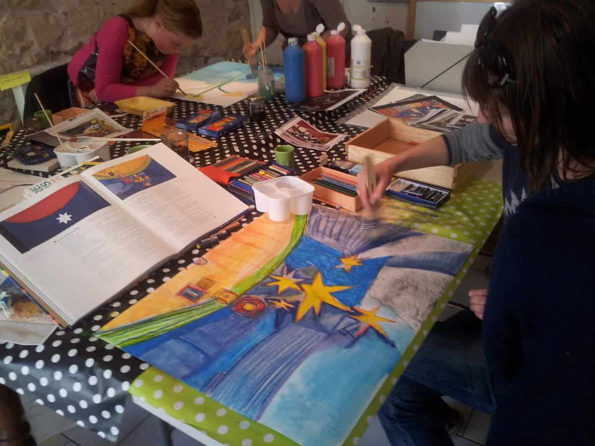 atelier lyamna amina zebda palais des rais enfants peinture